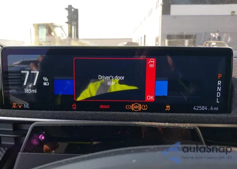 2023 Ford Mustang Mach-E Premium z USA, uszkodzony, nr VIN 3FMTK3R48PMA71173